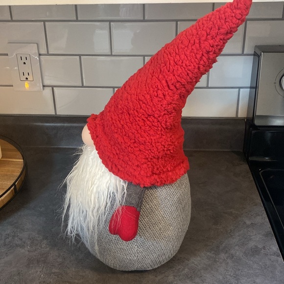 Christmas Gnome - Picture 2 of 7